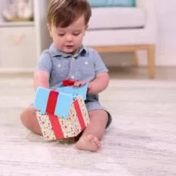 Melissa & Doug Houten Cadeaudoosje Met Verrassingen - Sensorisch Speelgoed Voor Baby's -spellen-voor-volwassenen Winkel 550x308 4