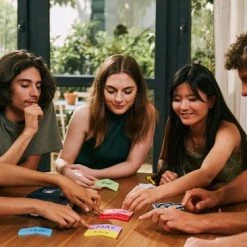 Repos Production Fun Facts - Kaartspel -spellen-voor-volwassenen Winkel 550x366 8