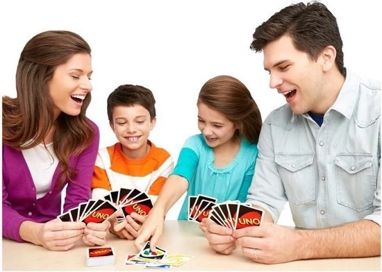 Hasbro Spellenbundel - 2 Stuks - Monopoly Junior & UNO 10 Hasbro Spellenbundel - 2 Stuks - Monopoly Junior & UNO - Afbeelding 8