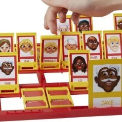 Hasbro Spellenbundel - 2 Stuks - Wie Is Het & Skip-Bo 15 Hasbro Spellenbundel - 2 Stuks - Wie Is Het & Skip-Bo -spellen-voor-volwassenen Winkel 550x519 2