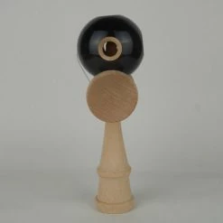 Movement Monkey 5 Gaten Kendama - Zwart -spellen-voor-volwassenen Winkel 550x545 1