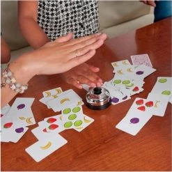 Hasbro Spellenbundel - 2 Stuks - Dobble Classic & Halli Galli 15 Hasbro Spellenbundel - 2 Stuks - Dobble Classic & Halli Galli -spellen-voor-volwassenen Winkel 550x549 26