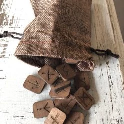 Runen Set | FSC Duurzaam Hout | Mooi&Magisch -spellen-voor-volwassenen Winkel 550x733 4